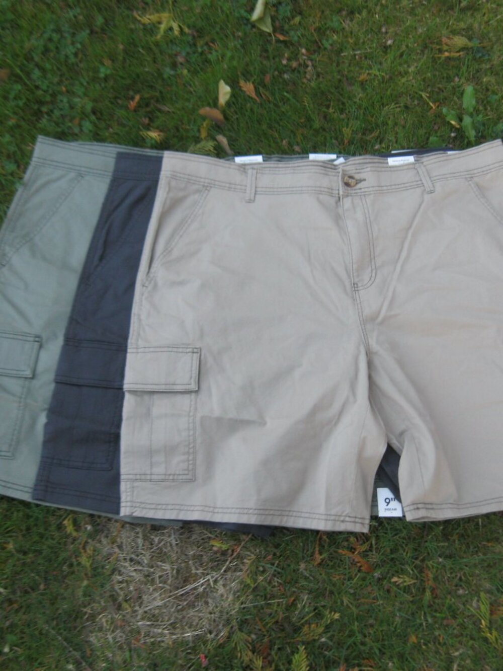 3 Pairs Of No Boundaries Shorts Men's Size 40 NWT